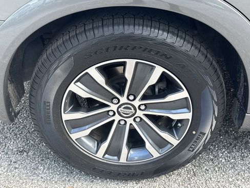Used 2018 Nissan Armada SL w/ Premium Package RWD image 5