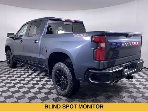 Used 2021 Chevrolet Silverado 1500 LT Trail Boss w/ Convenience Package II AWD/4WD image 18