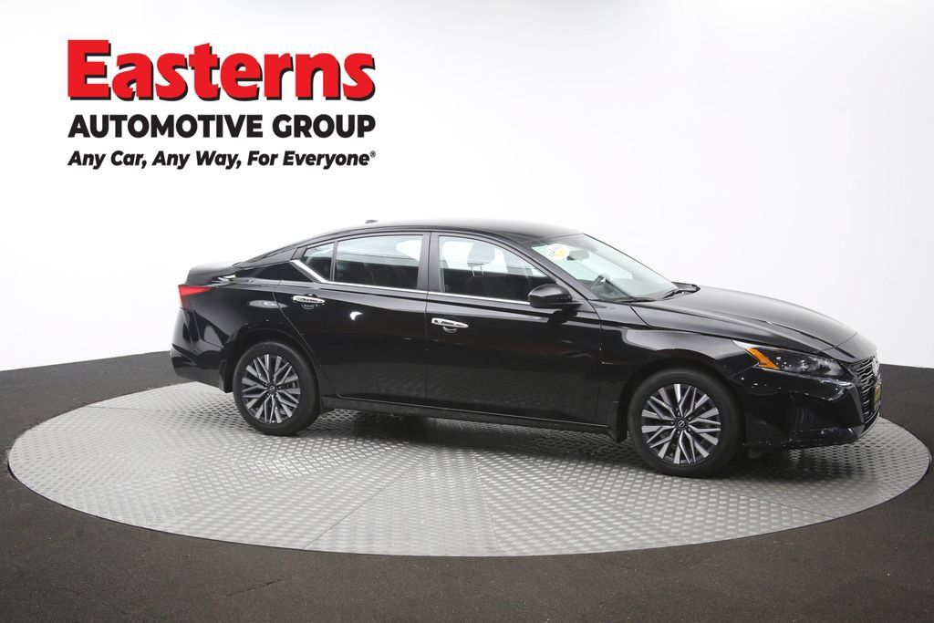 Used 2023 Nissan Altima 2.5 SV AWD/4WD image 47