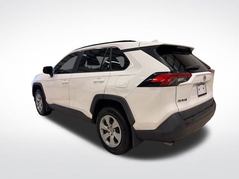 Used 2019 Toyota RAV4 LE image 10