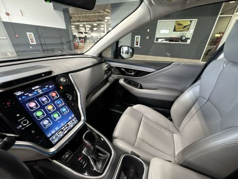 Used 2025 Subaru Legacy Limited image 3