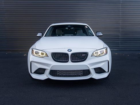 Used 2017 BMW M2 image 24
