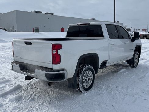 Used 2022 Chevrolet Silverado 2500 LT w/ Convenience Package image 5