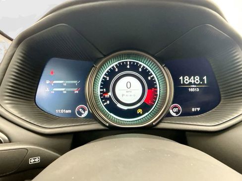 Used 2018 Aston Martin DB11 V12 RWD image 30