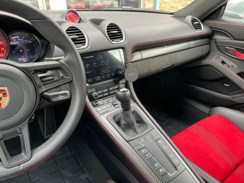 Used 2025 Porsche 718 Boxster Spyder RS RWD image 33