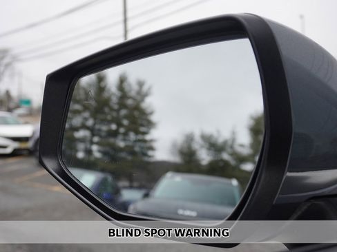 Used 2023 Kia Sportage EX image 5