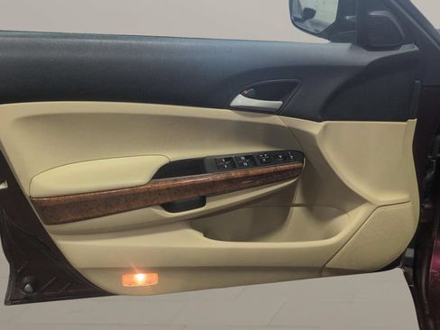 Used 2011 Honda Accord EX image 7