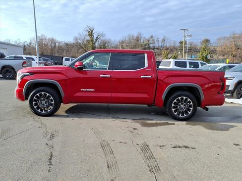 Used 2023 Toyota Tundra Limited w/ Power Package image 7