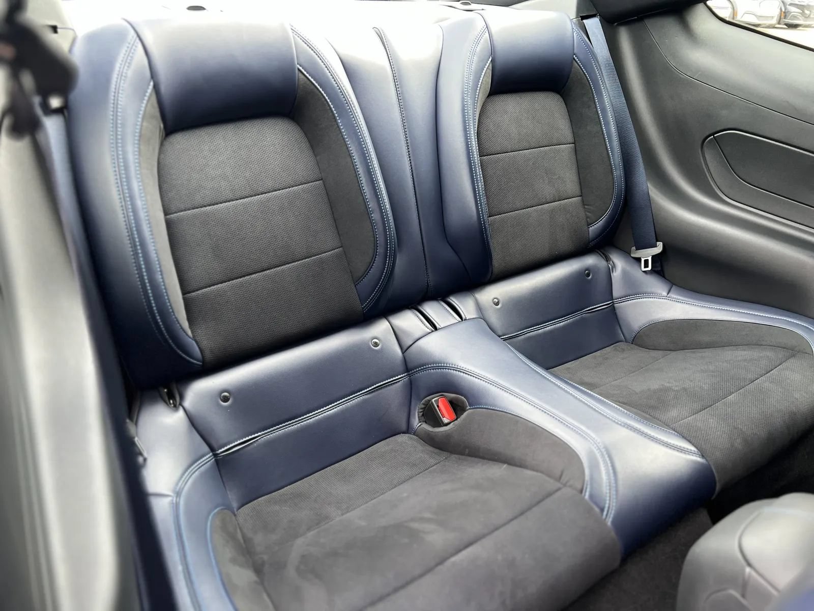 Used 2025 Ford Mustang Dark Horse RWD image 19
