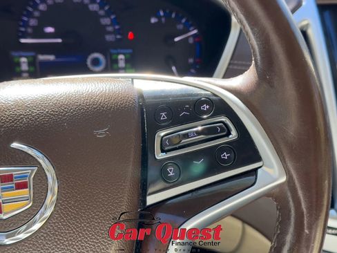 Used 2016 Cadillac SRX Luxury w/ Driver Awareness Package image 29