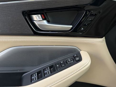 Used 2025 Acura MDX w/ Advance Package image 23