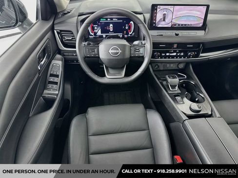 Certified 2025 Nissan Rogue SL w/ Tech Package AWD/4WD image 23