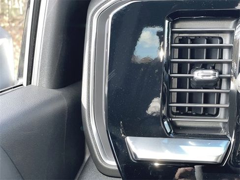 New 2026 GMC Sierra 3500 SLT image 10