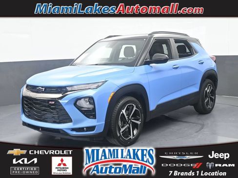 Used 2023 Chevrolet TrailBlazer RS w/ Sun and Liftgate Package FWD image 1