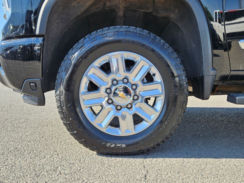 Used 2024 Chevrolet Silverado 3500 High Country AWD/4WD image 11