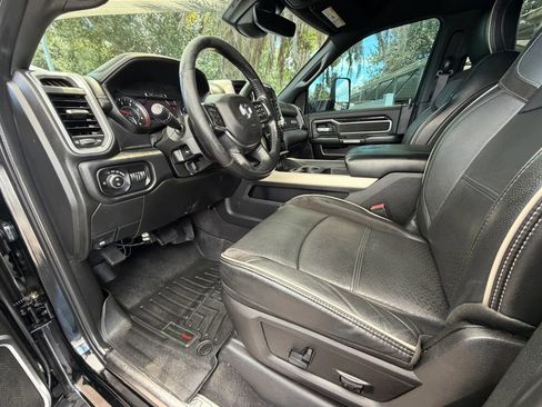 Used 2019 RAM 2500 Laramie AWD/4WD image 9