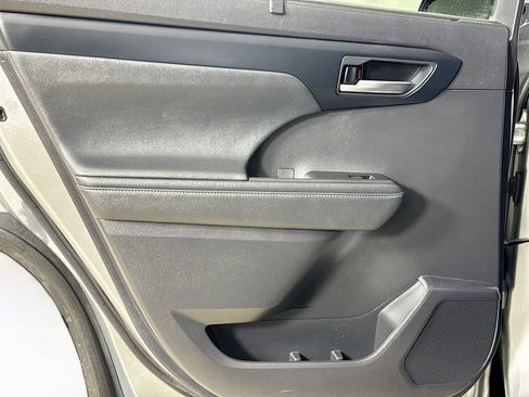 Used 2021 Toyota Highlander XSE image 23