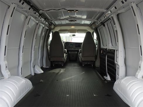 New 2025 GMC Savana 2500 w/ Driver Convenience Package image 6