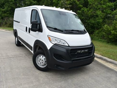 Used 2023 RAM ProMaster 2500 FWD image 2