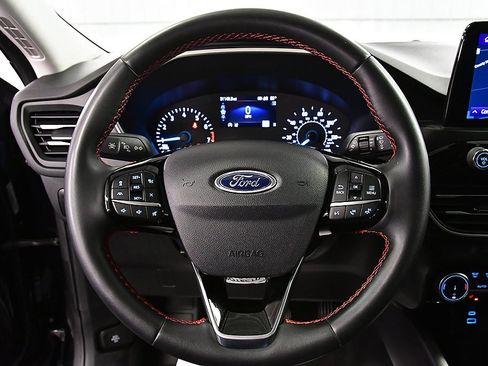 Used 2022 Ford Escape SEL w/ SEL Stealth AWD Package image 18