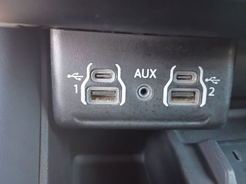 Used 2025 Dodge Durango R/T AWD/4WD image 34