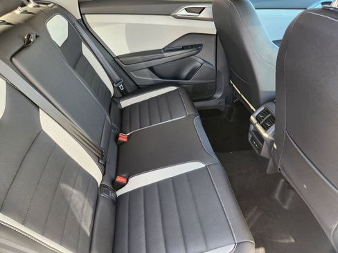 New 2026 Volkswagen Taos SEL AWD/4WD image 23