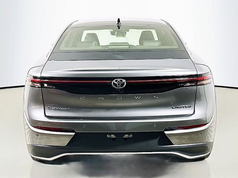 New 2026 Toyota Crown image 5