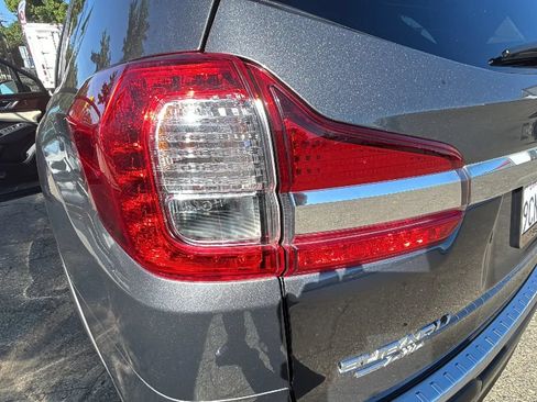 Used 2019 Subaru Ascent Touring w/ Popular Package #3 AWD/4WD image 54