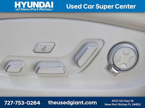 Used 2022 Genesis GV80 2.5T w/ Prestige Package 04 AWD/4WD image 23