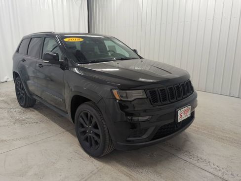 Used 2018 Jeep Grand Cherokee High Altitude image 4