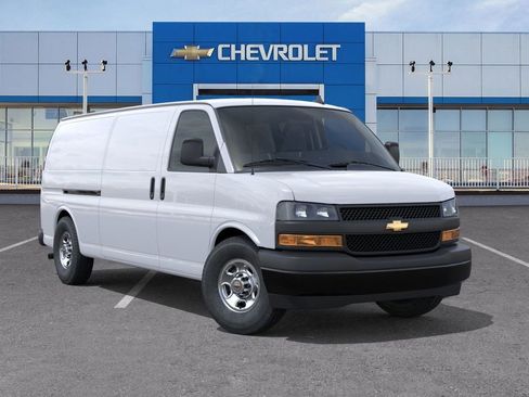 New 2025 Chevrolet Express 3500 Extended image 7