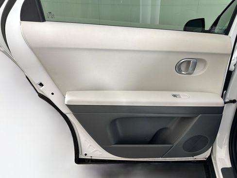 Used 2023 Hyundai Ioniq 5 SE image 26