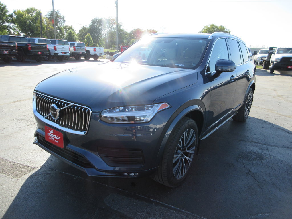 Used 2022 Volvo XC90 T6 Momentum w/ Advanced Package AWD/4WD image 11