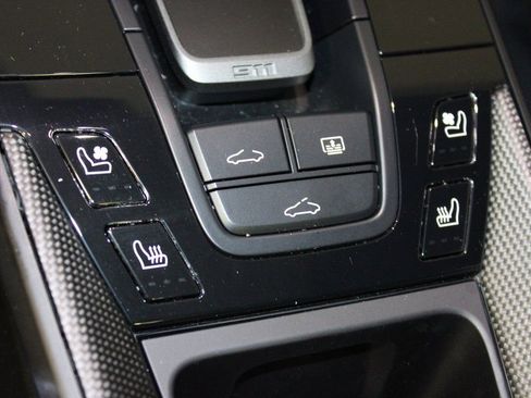 Certified 2025 Porsche 911 Carrera 4 GTS image 32