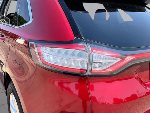 Used 2017 Ford Edge SEL w/ Equipment Group 201A AWD/4WD image 28