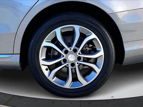 Used 2015 Mercedes-Benz C 300 4MATIC Sedan image 33