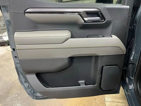 New 2026 Chevrolet Silverado 1500 ZR2 w/ Dark Appearance Package AWD/4WD image 26