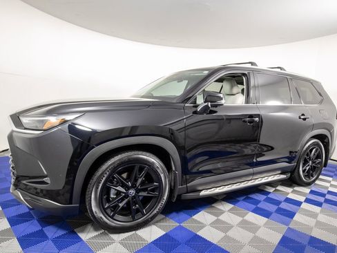Used 2026 Toyota Grand Highlander FWD image 1