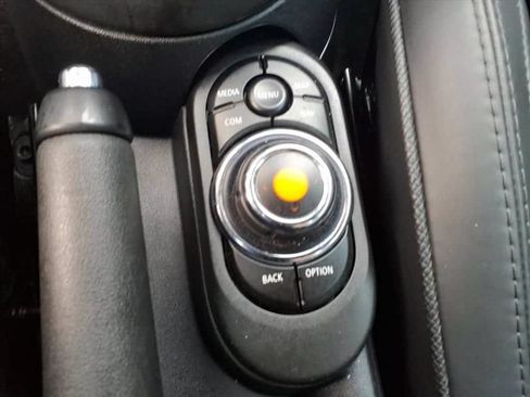 Used 2020 MINI Cooper S FWD image 28