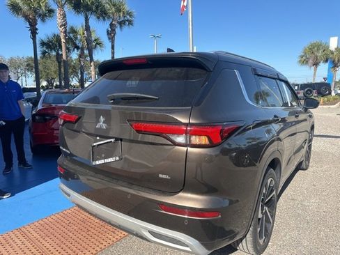 Used 2024 Mitsubishi Outlander SEL Black Edition image 32