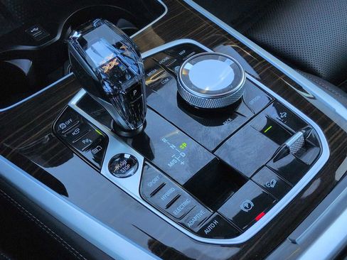 Certified 2023 BMW X5 xDrive45e w/ Executive Package image 33