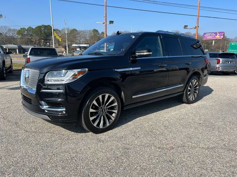 Used 2020 Lincoln Navigator Reserve w/ Luxury Package image 10