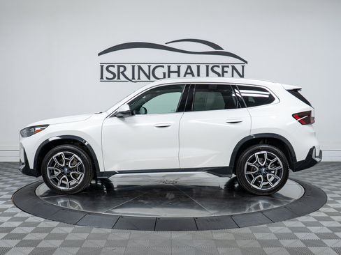 Used 2026 BMW X1 xDrive28i w/ Technology Package AWD/4WD image 8