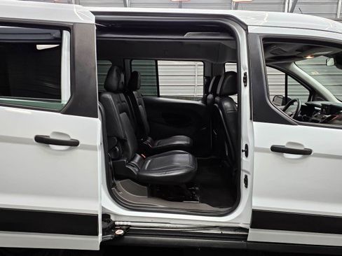 Used 2019 Ford Transit Connect XL FWD image 18