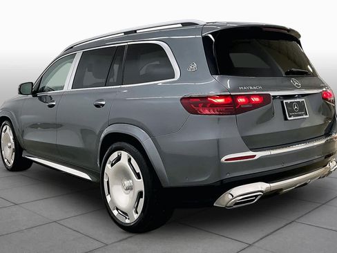 Used 2026 Mercedes-Benz Maybach GLS 600 4MATIC image 12