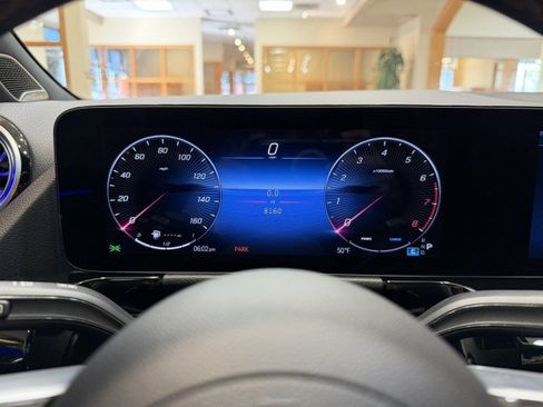 Certified 2024 Mercedes-Benz GLA 250 4MATIC image 9