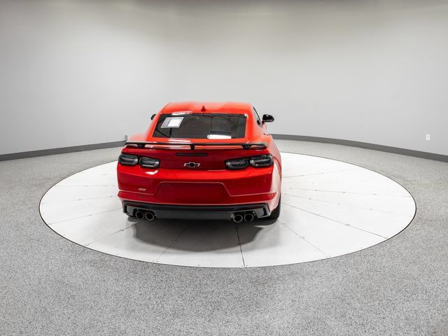 Used 2022 Chevrolet Camaro SS RWD image 25
