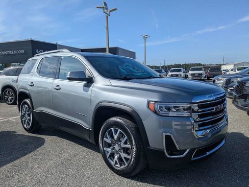 Used 2023 GMC Acadia SLT w/ Preferred Package FWD image 1