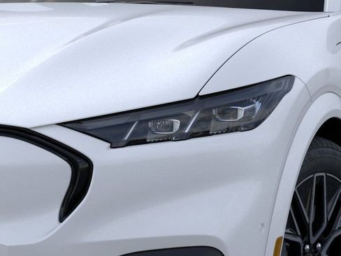 New 2025 Ford Mustang Mach-E Premium w/ Interior Protection Package AWD/4WD image 18