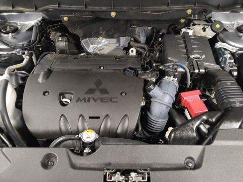 Used 2024 Mitsubishi Outlander Sport AWD image 30